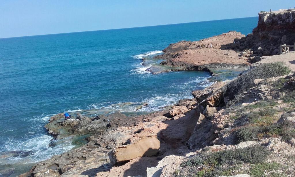 Casa Frente Al Mar Villa ตอร์เรเวียคา ภายนอก รูปภาพ