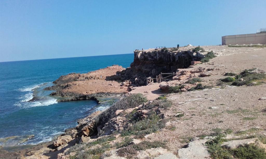 Casa Frente Al Mar Villa ตอร์เรเวียคา ภายนอก รูปภาพ