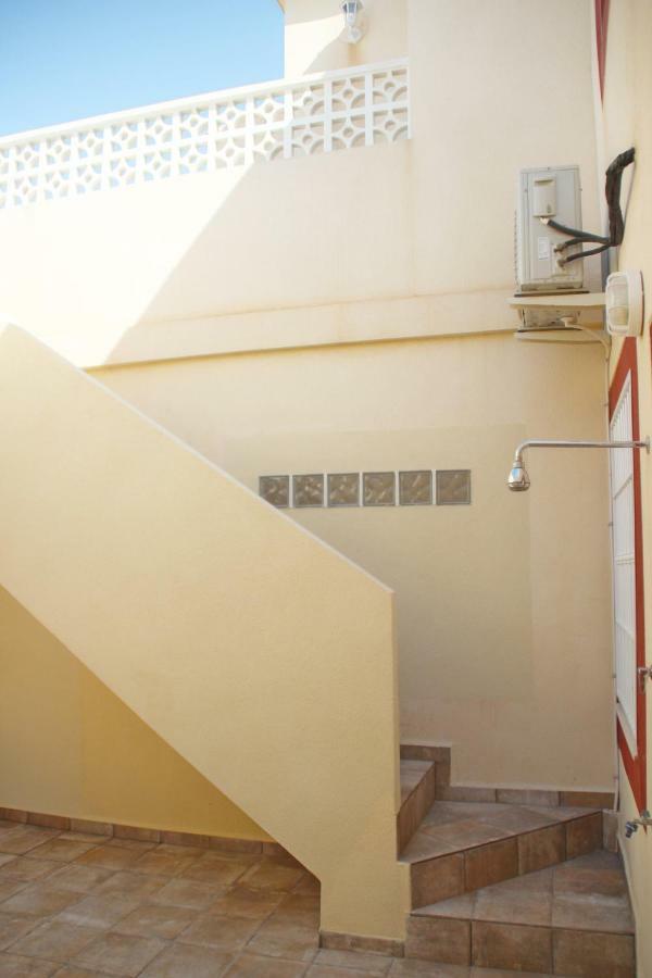 Casa Frente Al Mar Villa ตอร์เรเวียคา ภายนอก รูปภาพ